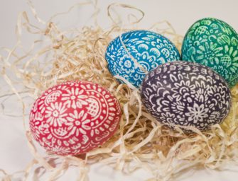 Tradice barvení velikonočních vajíček
