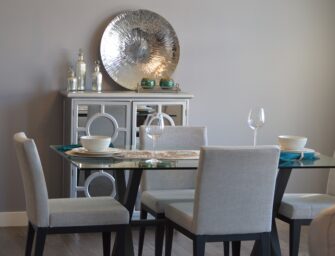 5 kroků k výběru kvalitního jídelního stolu a židlí